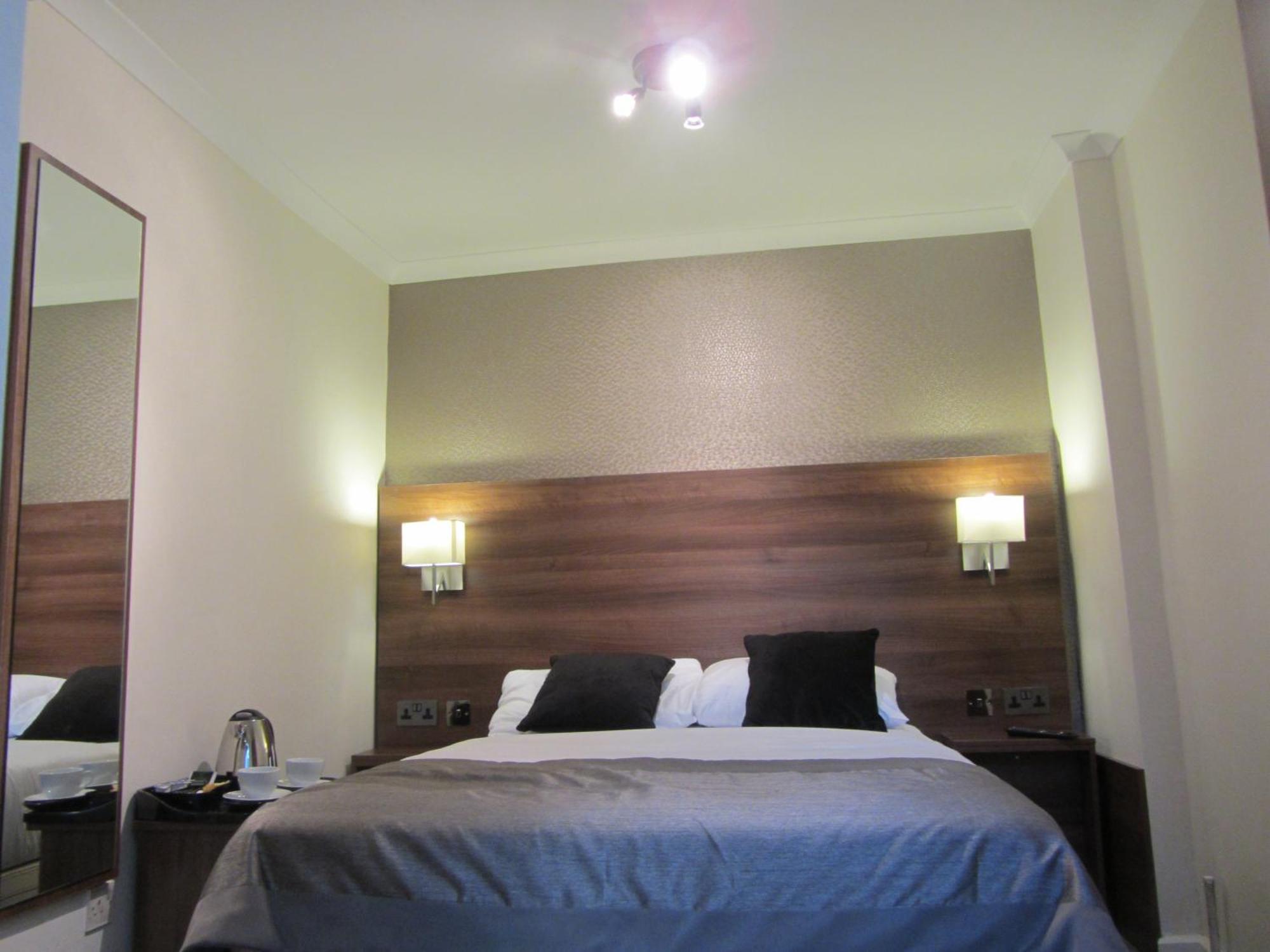 Goodwood Hotel London Bagian luar foto