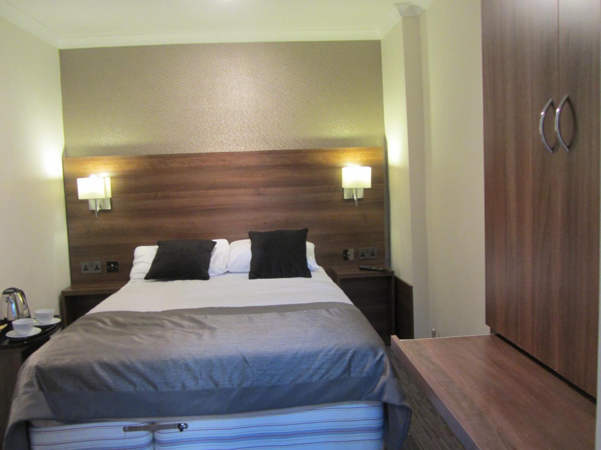 Goodwood Hotel London Bagian luar foto